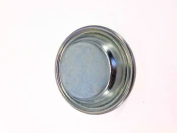 Die Endkappe S8 - Eisen verzinkt, eine runde, silberfarbene Metallkappe, ist auf einem schlichten weißen Hintergrund abgebildet.