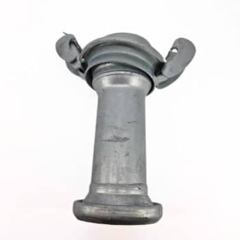 Die Erweiterung Bauer S82 ist ein zylindrischer Industriebeschlag aus Metall mit zwei gebogenen Riegeln auf jeder Seite und einem breiteren Sockel, dargestellt auf weißem Hintergrund.