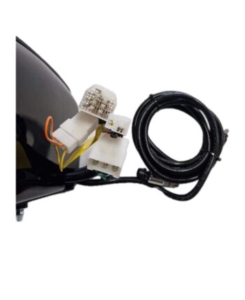 Eine Nahaufnahme von elektrischen Steckern und einem schwarzen Spiralkabel, das an einem Schaltkasten ELCOS 250 befestigt ist, vor einem weißen Hintergrund.